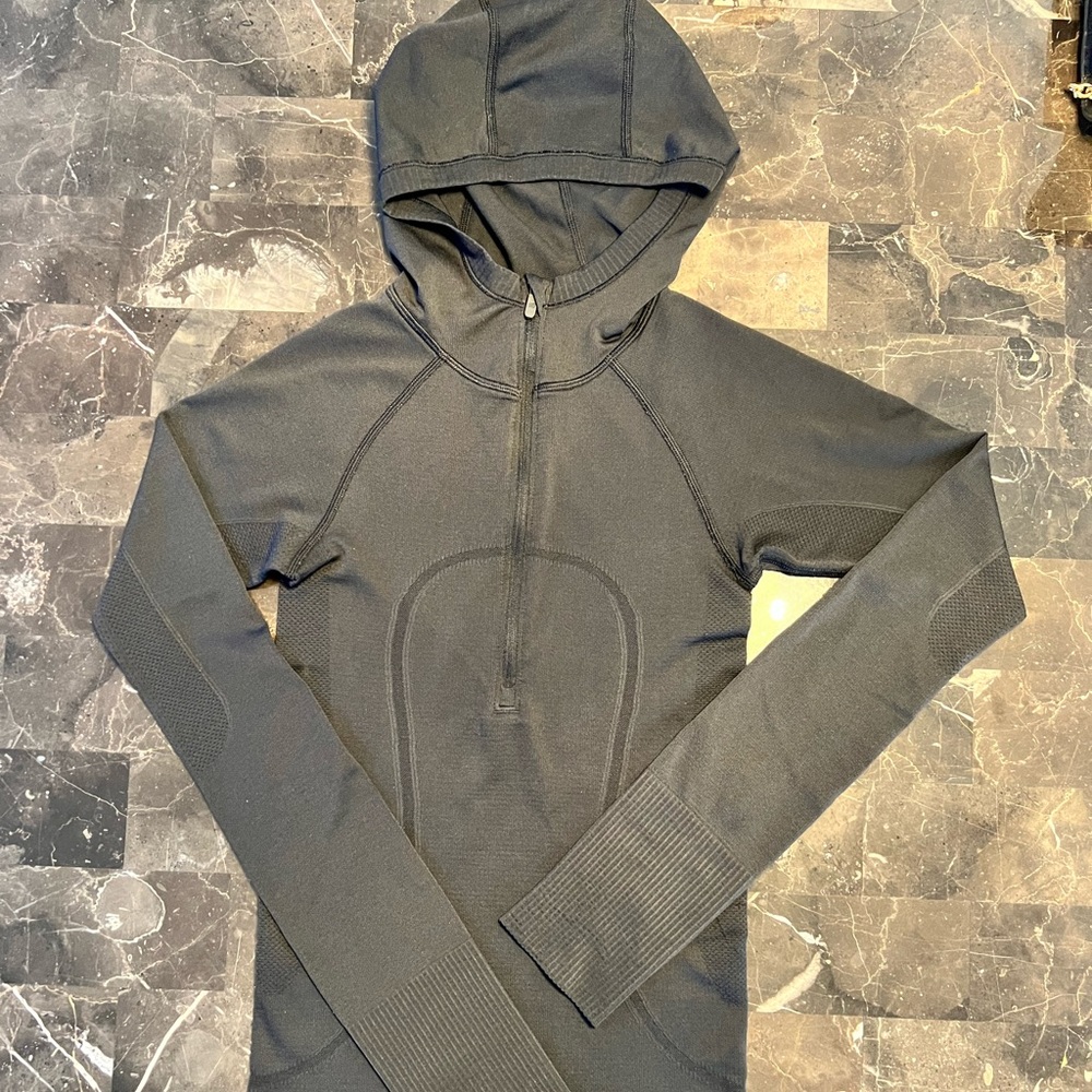 Lululemon Tech Black Long Sleeve Quarter Zip Shirt With Hood Size 2